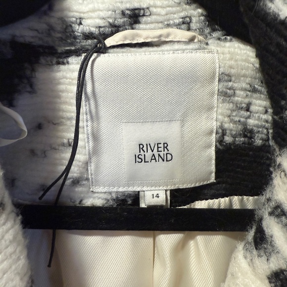 River Island Black and White Pea Coat - Picture 3 of 3